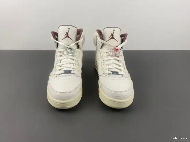 Kick Theory Air Jordan Grito HF8833-100 El 5 0530